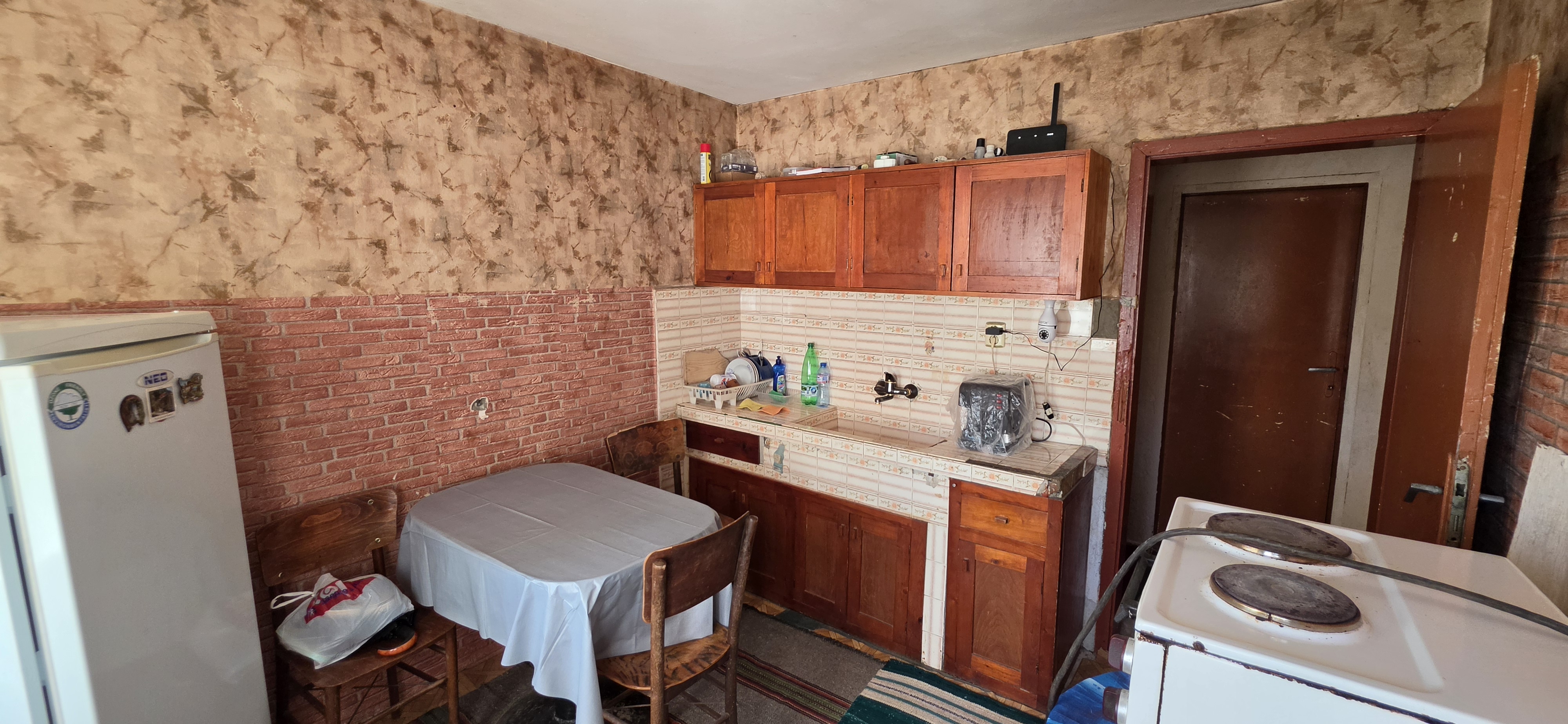 Solidly Built House for Renovation with a Large Garden, 15 km from Sevlievo and 12 km from Apriltsi 5