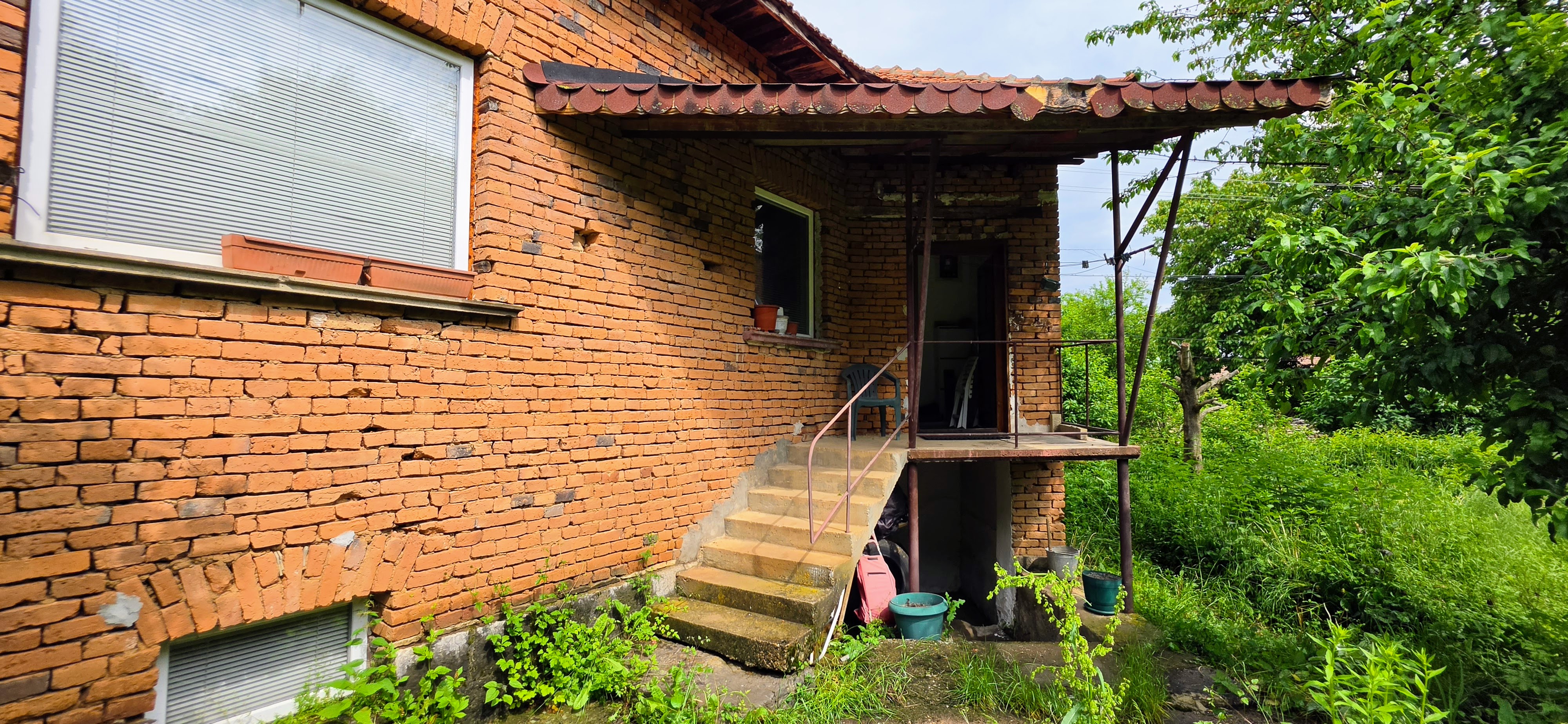 Authentic Property with Two Houses in the Picturesque Village of Malka Zhelyazna 3