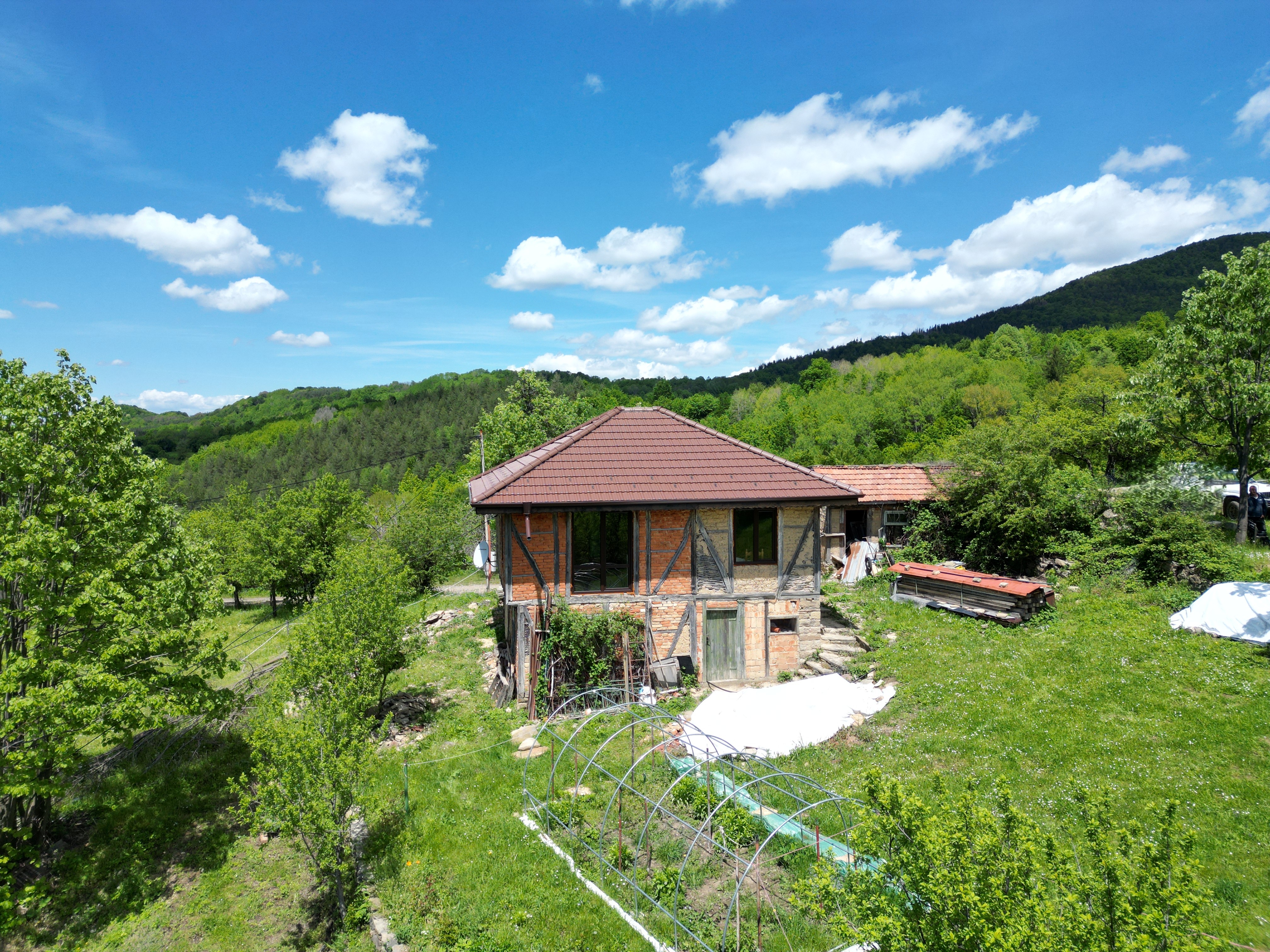Mountain Property with an Authentic House and Panoramic Views above Gabrovo 2