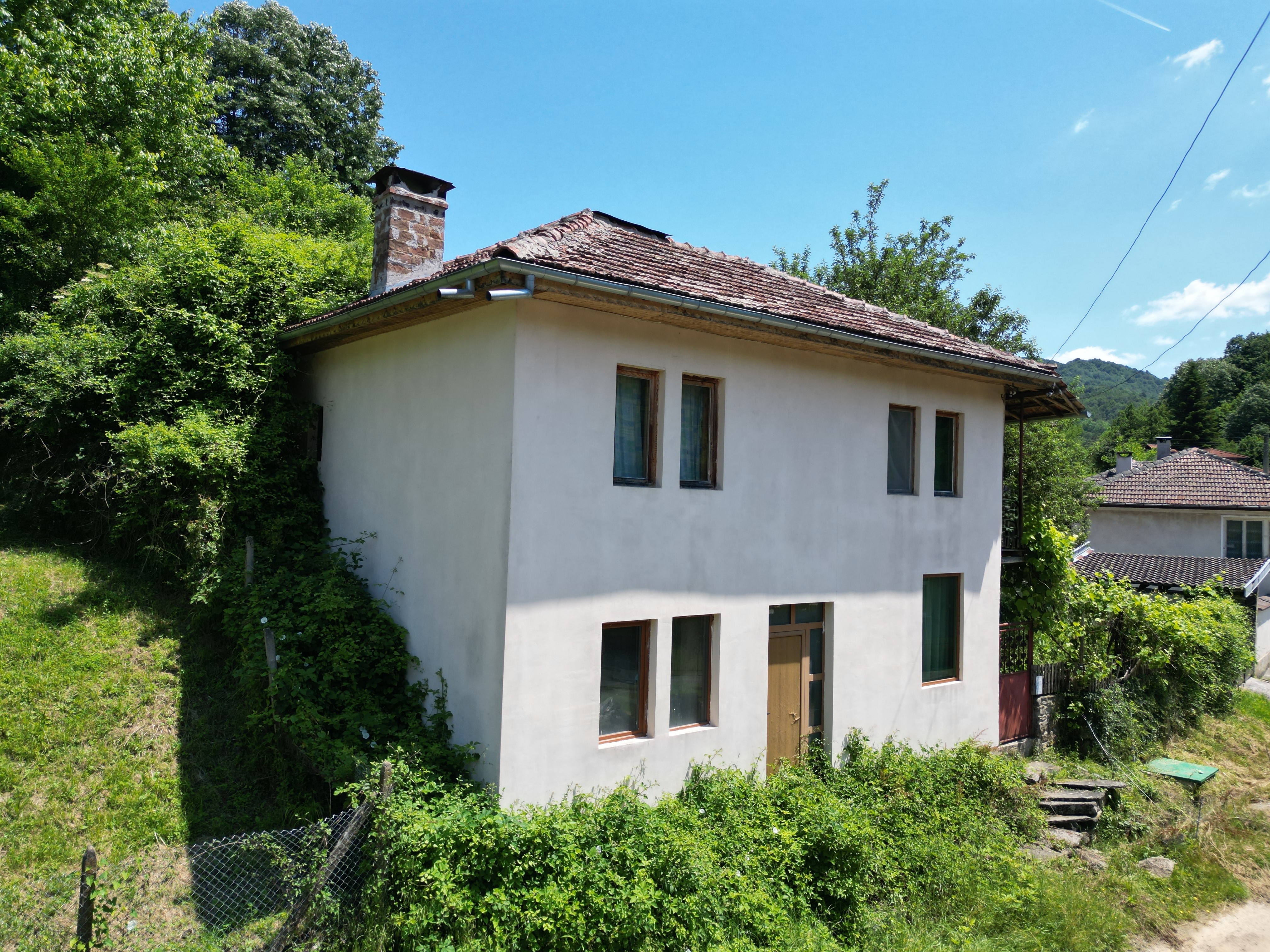 Spacious House with a Garden Surrounded by Nature in the Sevlievo Balkan Mountains